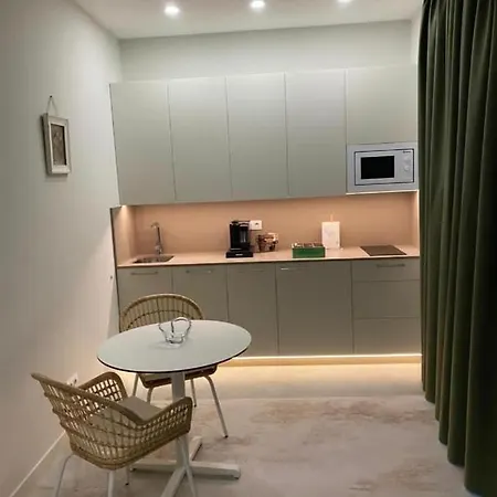 Palm Tree By Villa Soleros Gay Friendly Adult Only Apartament